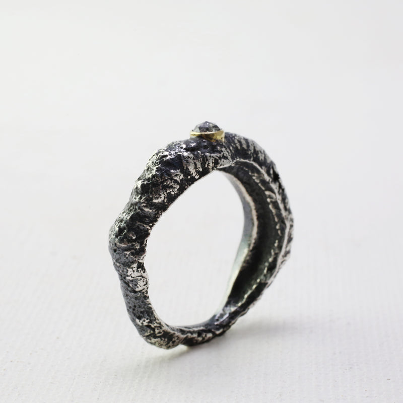 Acorn Top Ring with 4.5mm Diamond