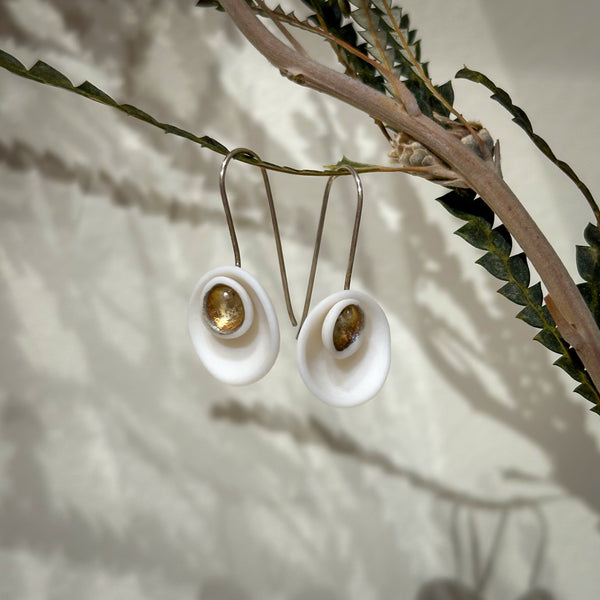 Medium Nest Pod Earrings, white and gold
