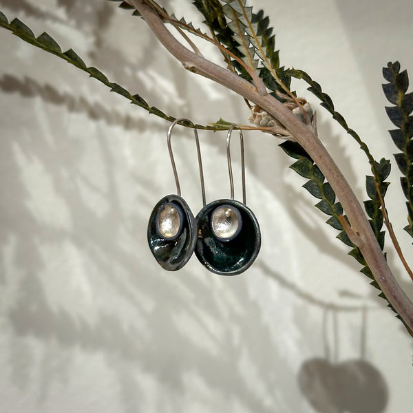 Medium Nest Pod Earrings, black and silver - dark