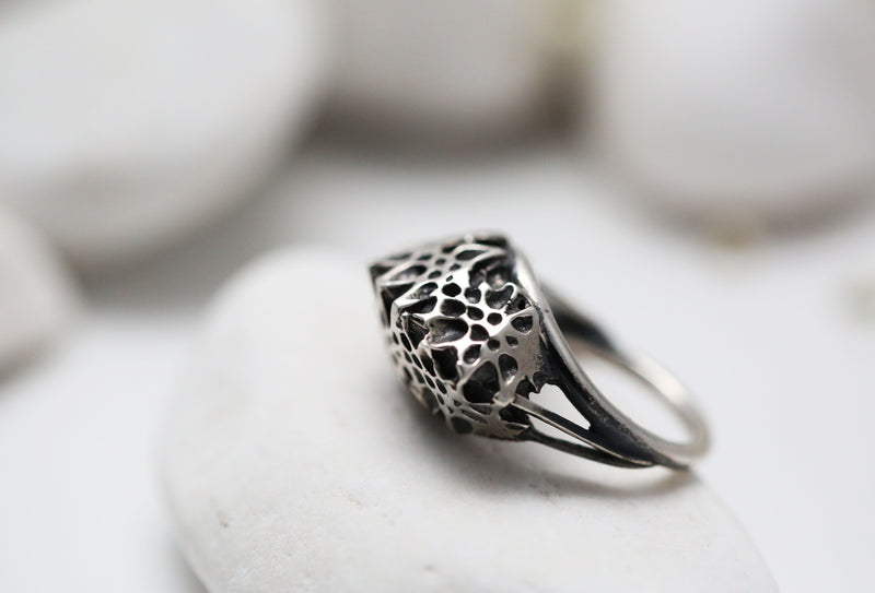 Pinecone Slice Ring