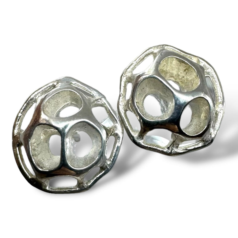 Bright Sweetgum Turtle Stud Earrings