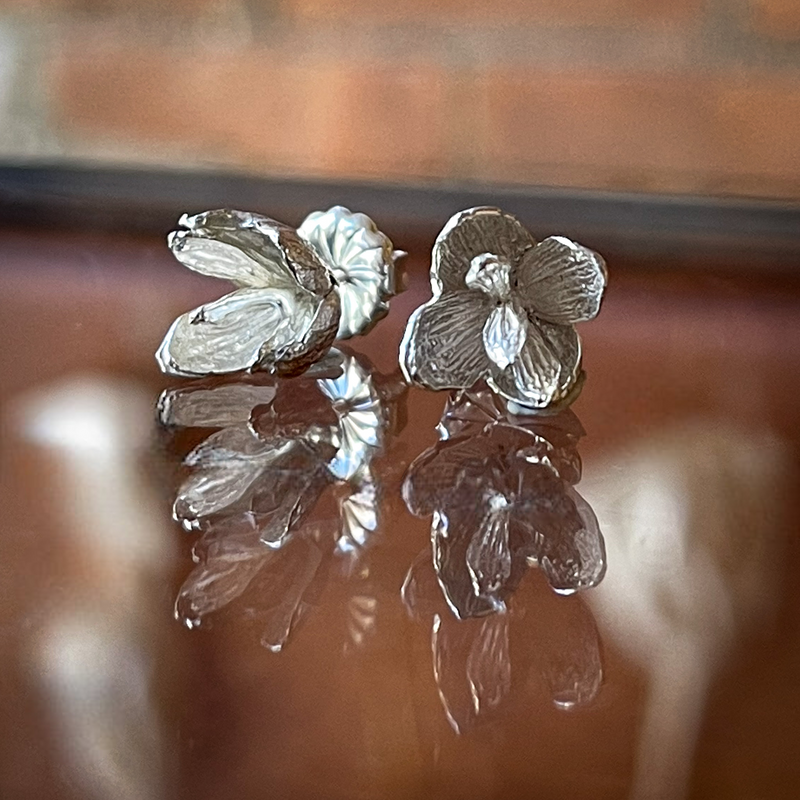 Bright Cedar Flowers Studs