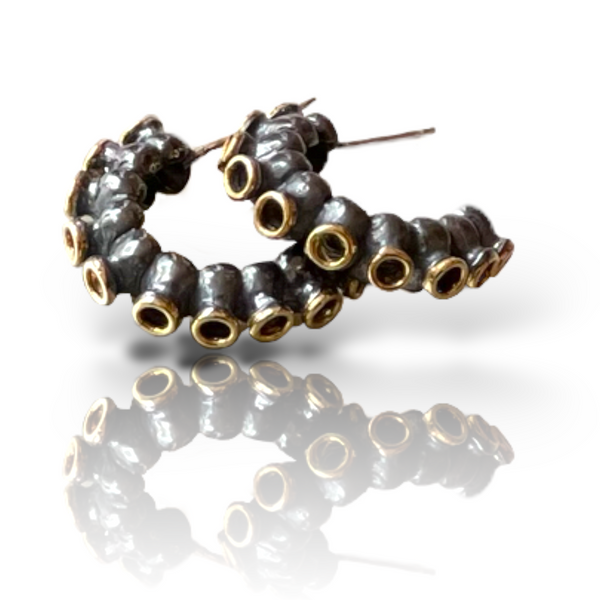 Anemone Curve Earring